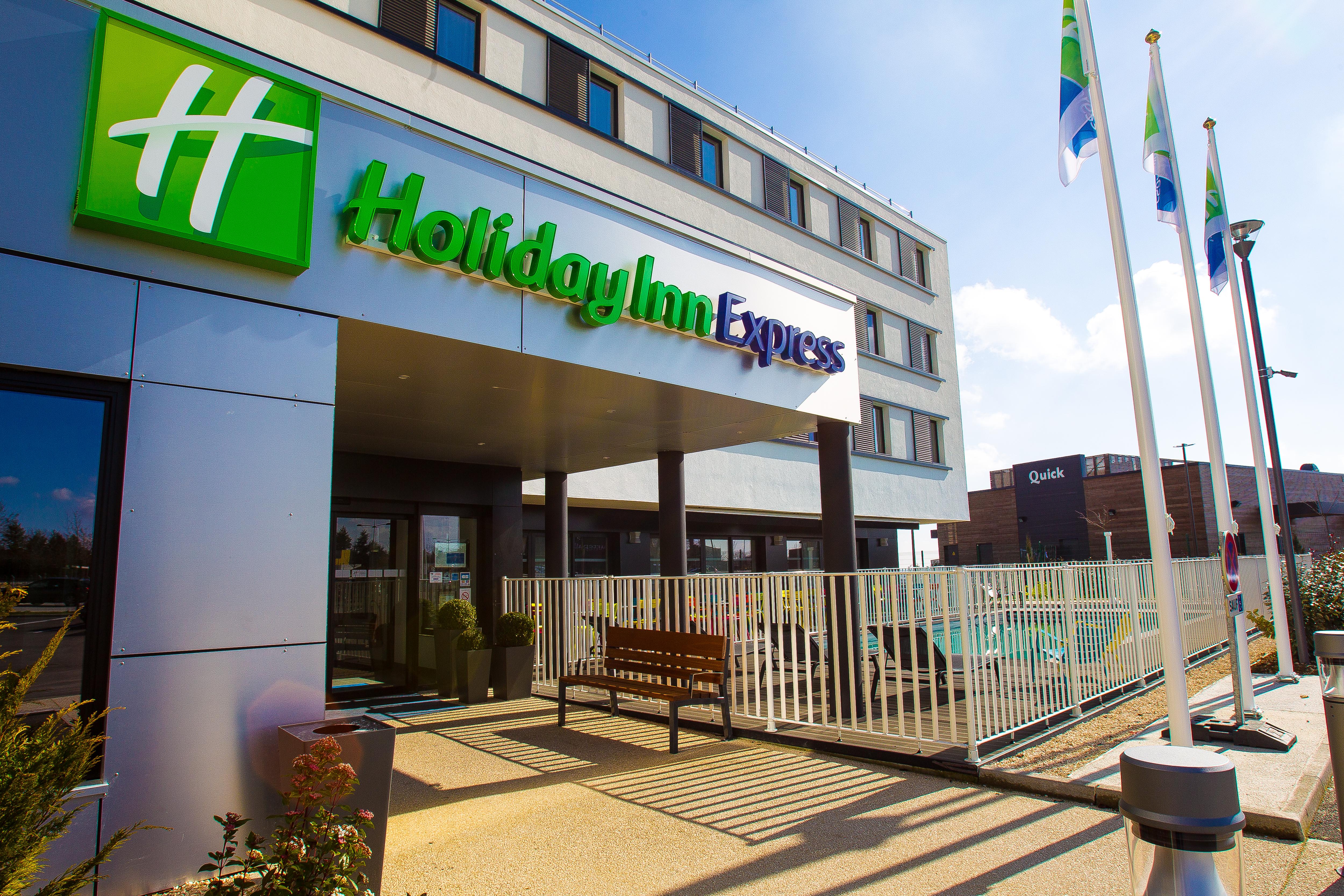 Holiday Inn Express Dijon, An Ihg Hotel Saint-Apollinaire  Dış mekan fotoğraf